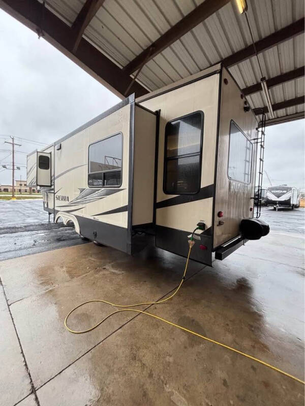 2018 Forest River Sierra