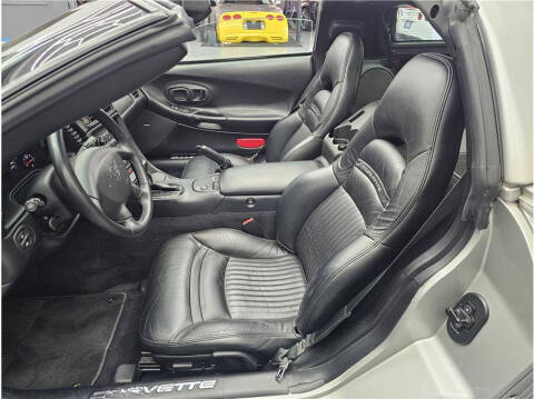 2004 Chevrolet Corvette