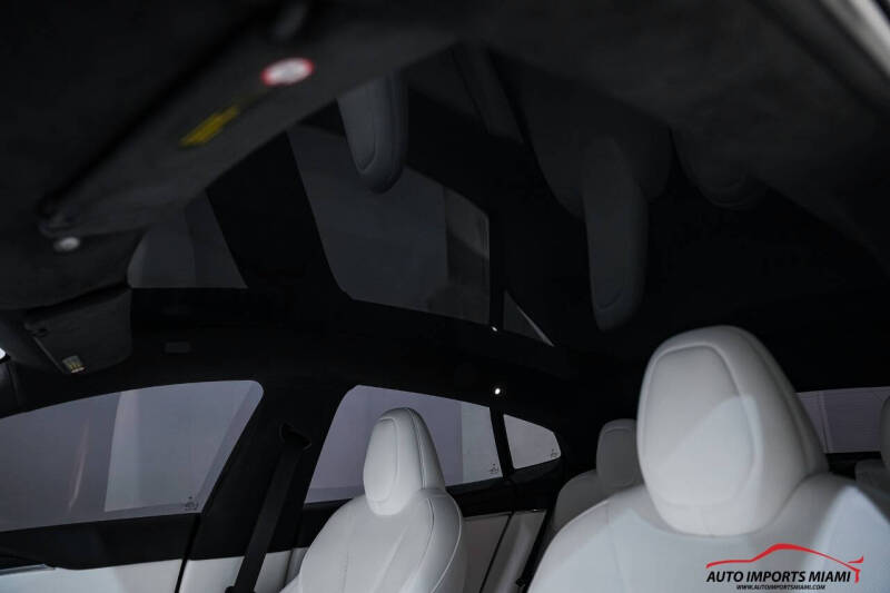 2023 Tesla Model S Standard Range
