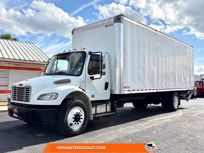 2018 Freightliner M2 106