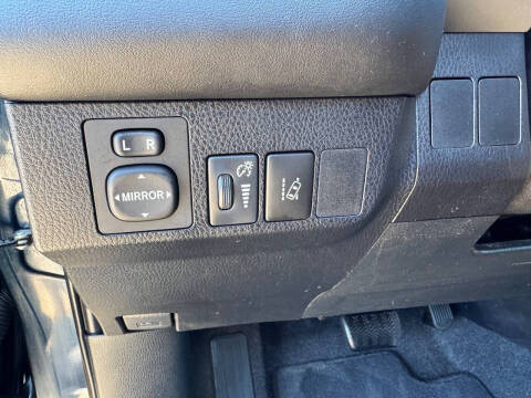 2017 Toyota RAV4 Hybrid XLE