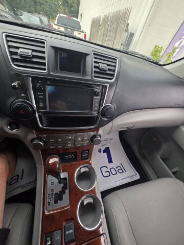 2013 Toyota Highlander Limited