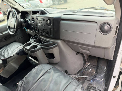 2013 Ford E-Series E-150