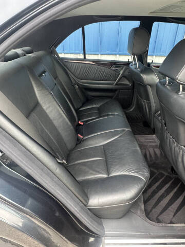 1996 Mercedes-Benz E-Class E 320
