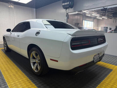 2020 Dodge Challenger SXT