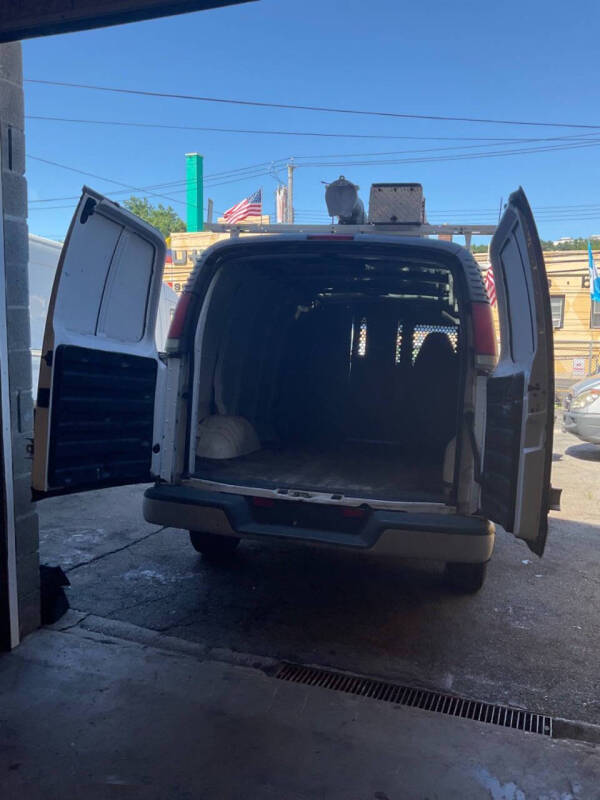 2002 Chevrolet Express 2500