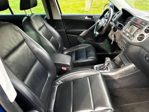 2010 Volkswagen Tiguan S 4Motion