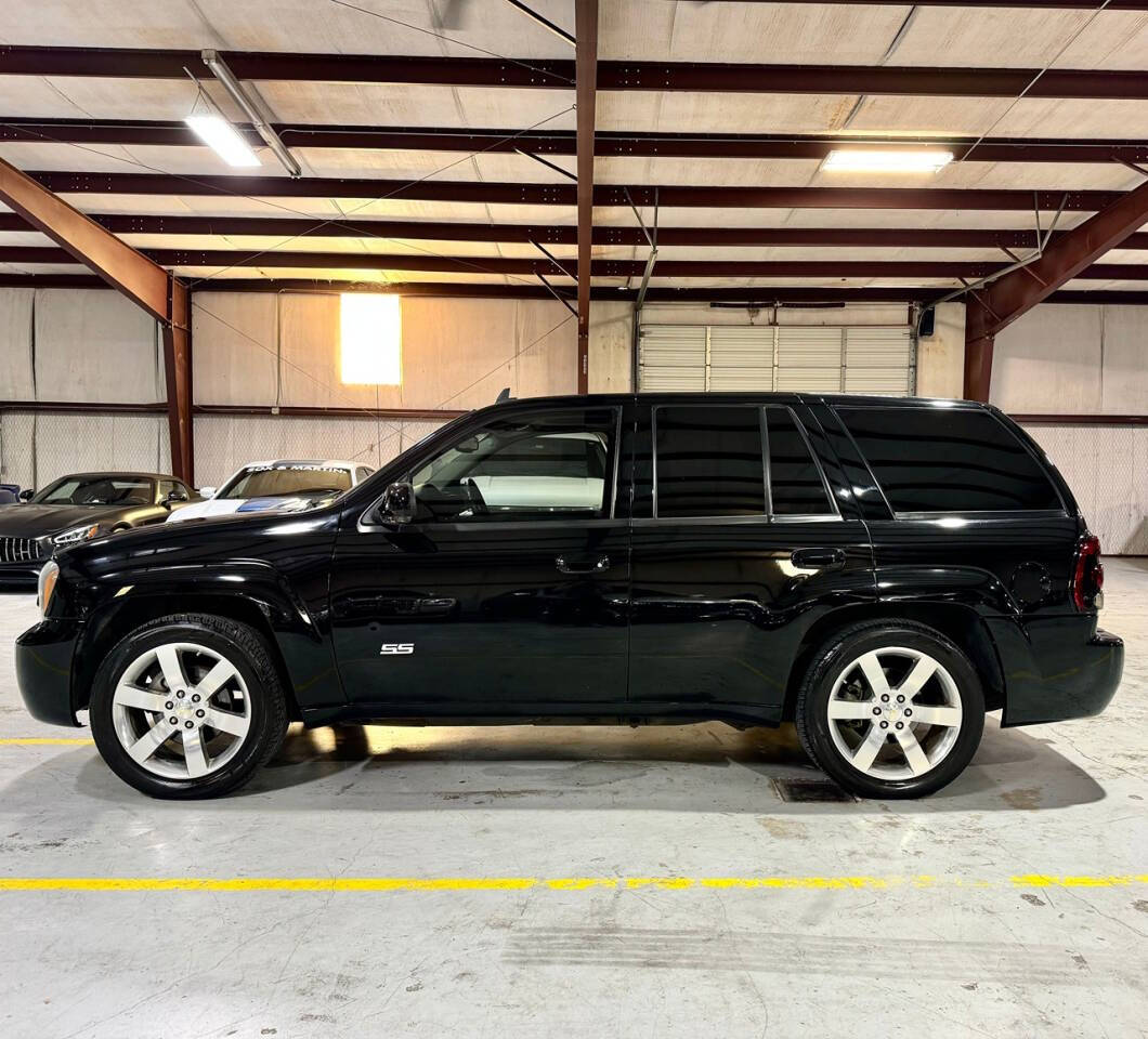 2008 Chevrolet TrailBlazer for sale at Carnival Car Company in Victoria, TX