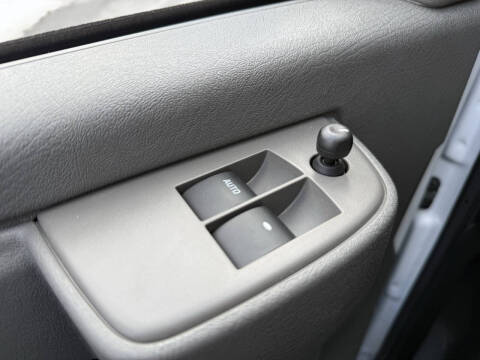 2025 Chevrolet Express 2500