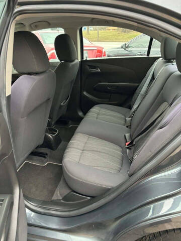 2013 Chevrolet Sonic LT Auto