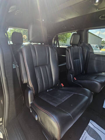 2016 Dodge Grand Caravan R/T