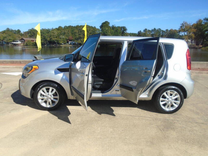 2013 Kia Soul +
