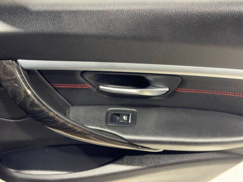 2017 BMW 3 Series 330i