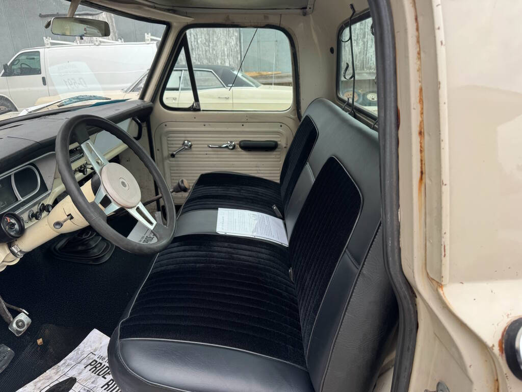 1967 Ford F-100 21