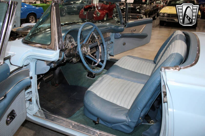 1957 Ford Thunderbird