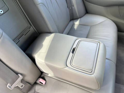 2004 Lexus ES 330