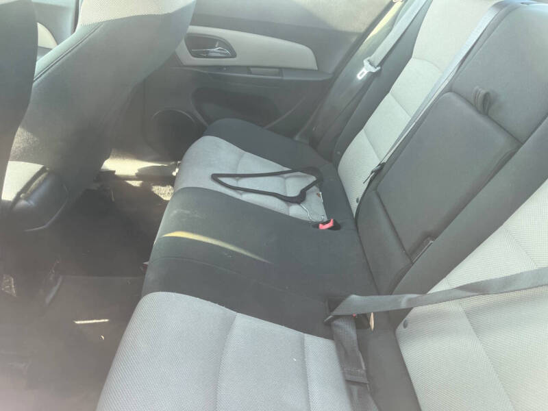 2012 Chevrolet Cruze LS