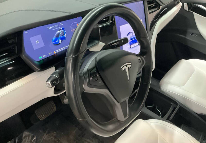 2020 Tesla Model X Long Range Plus