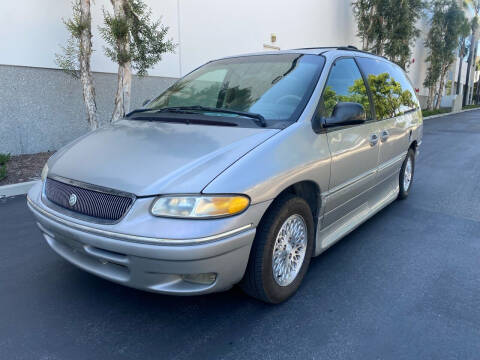 1997 Chrysler Town and Country