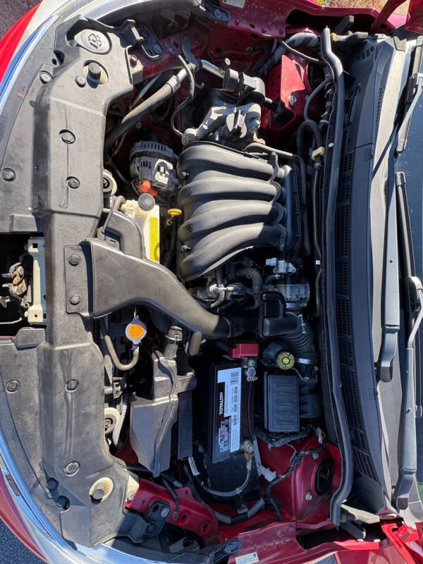 2012 Nissan Versa 1.8 S