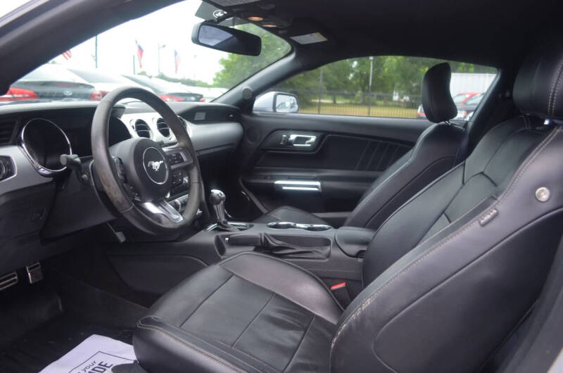 2015 Ford Mustang