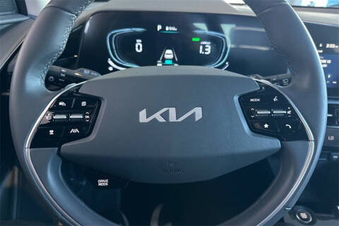 2025 Kia Niro EX