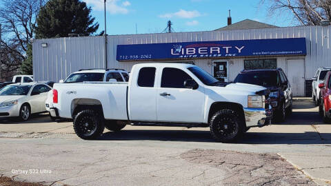 2008 Chevrolet Silverado 2500HD for sale at Liberty Auto Sales in Merrill IA