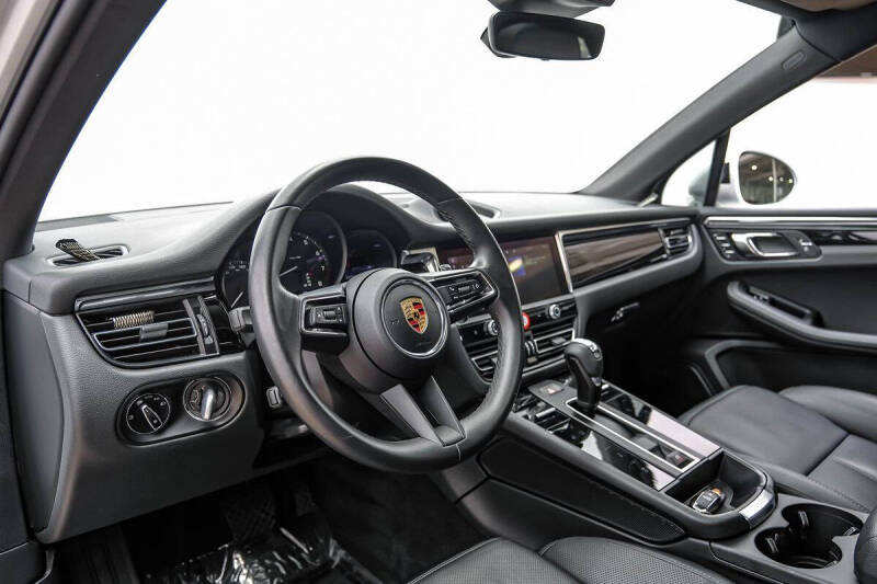 2024 Porsche Macan