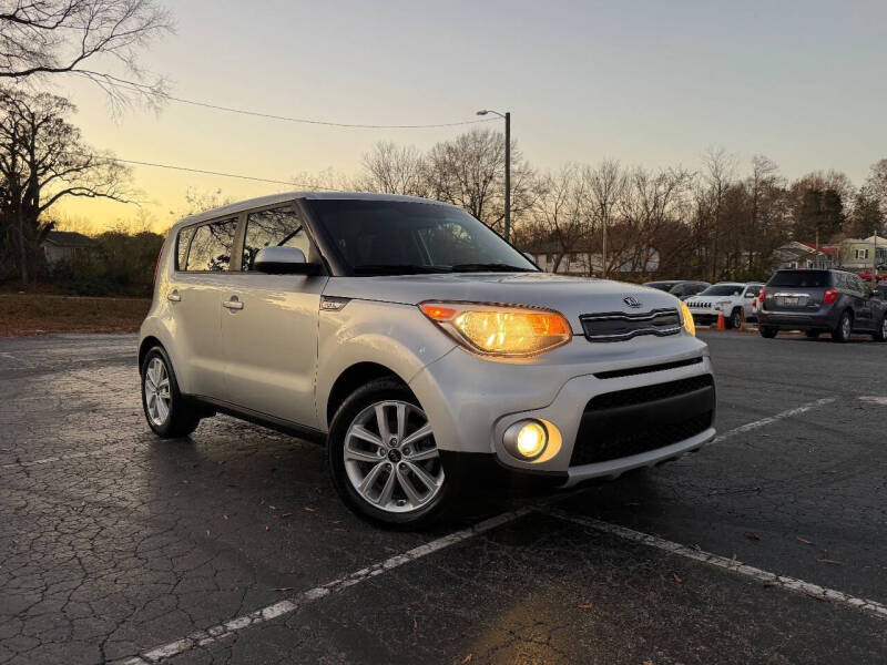 2019 Kia Soul +