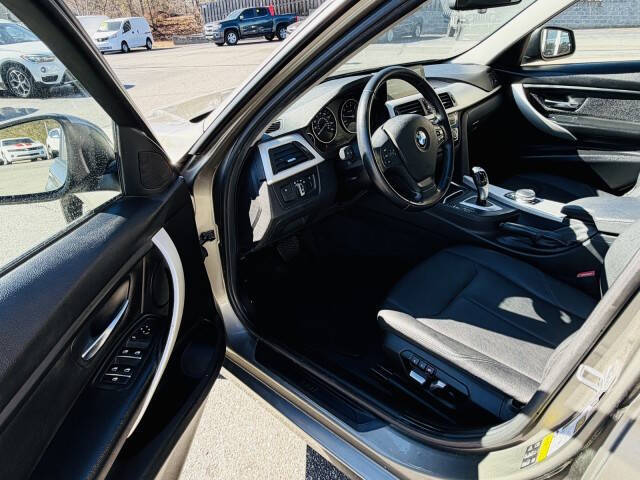 2017 BMW 3 Series 320i xDrive