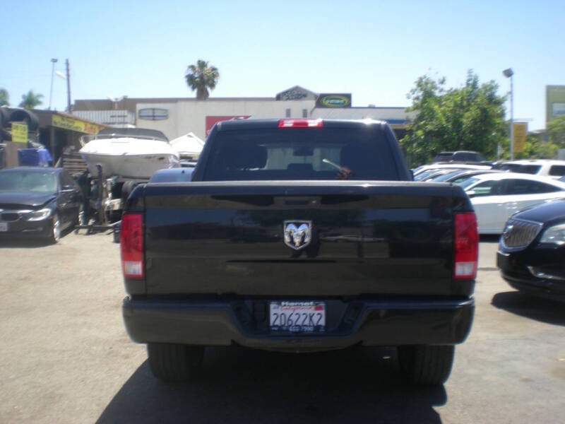 2017 RAM 1500 Express