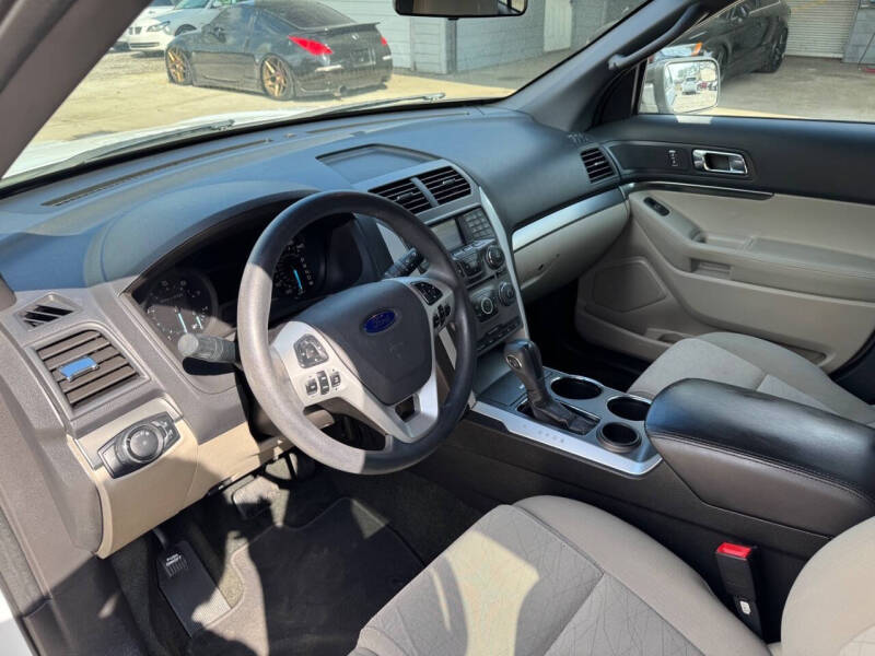 2014 Ford Explorer