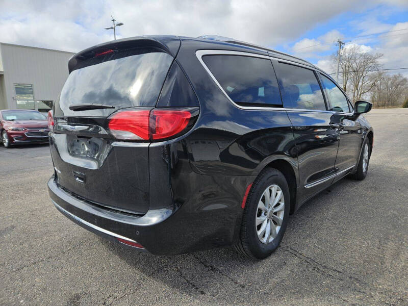 2019 Chrysler Pacifica Touring L