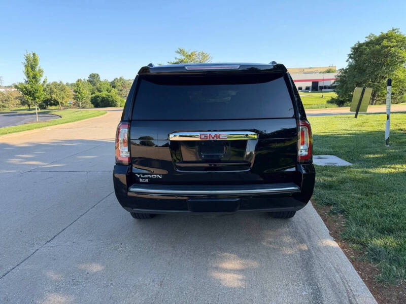 2016 GMC Yukon Denali