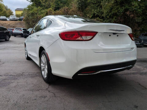 2015 Chrysler 200 Limited