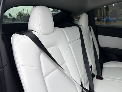 2022 Tesla Model Y Long Range