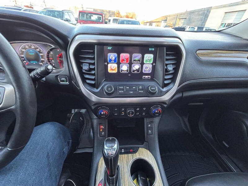 2018 GMC Acadia Denali