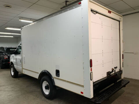 2015 Ford E-Series E-350 SD