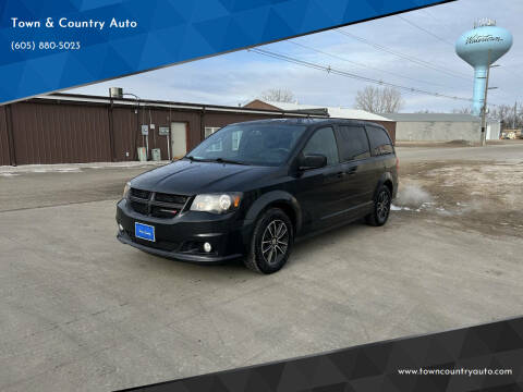 2015 Dodge Grand Caravan for sale at Town & Country Auto in Watertown SD