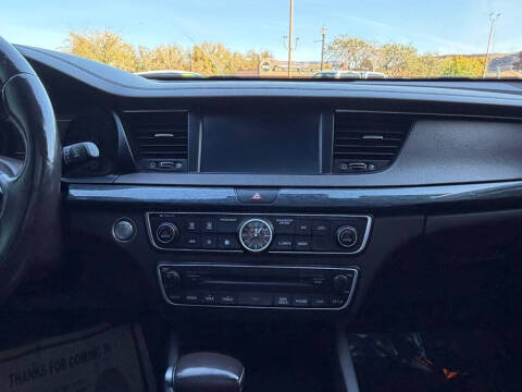 2017 Kia Cadenza Premium