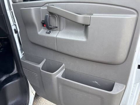 2019 Chevrolet Express 2500