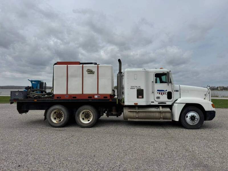 1995 Freightliner FLD120