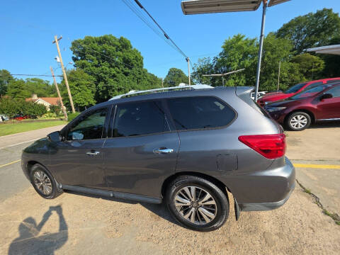 2017 Nissan Pathfinder S