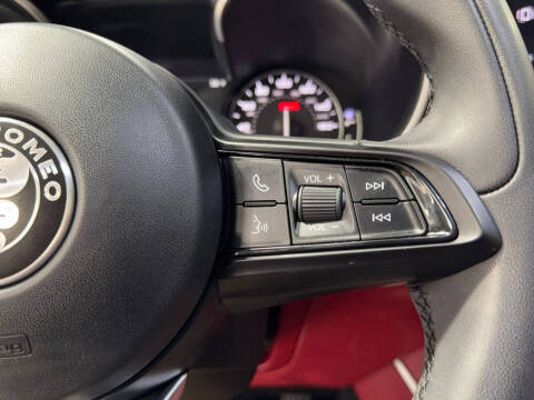 2020 Alfa Romeo Stelvio Sport