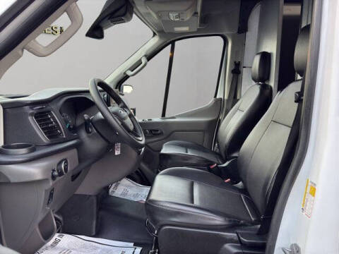 2022 Ford Transit 250