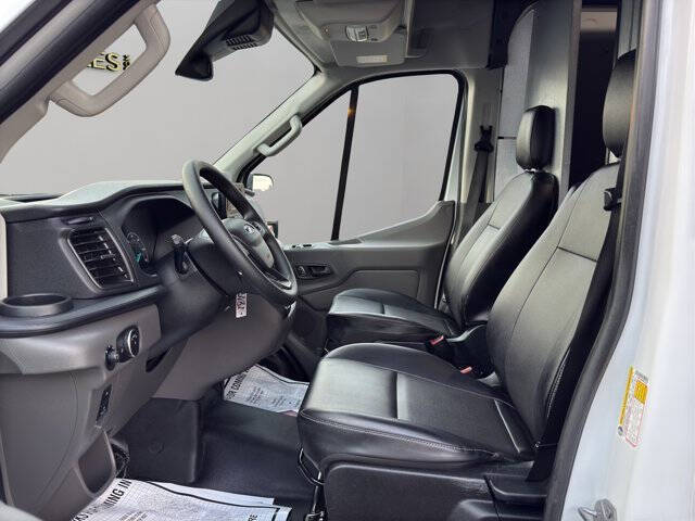 2022 Ford Transit 250