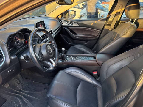 2018 Mazda MAZDA3 Grand Touring