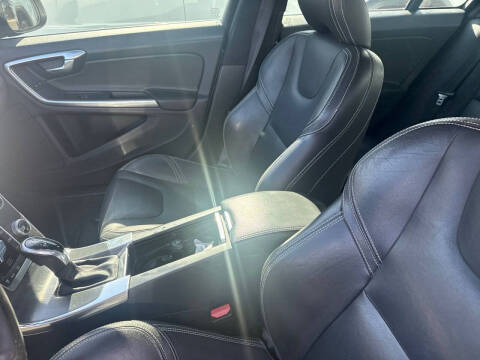 2016 Volvo S60 T5 Drive-E Premier