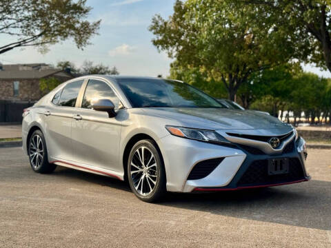 2020 Toyota Camry SE