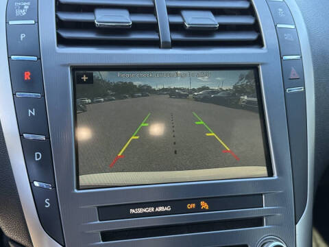 2017 Lincoln MKZ Select